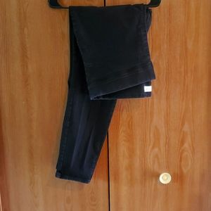 Supper skinny black jeans